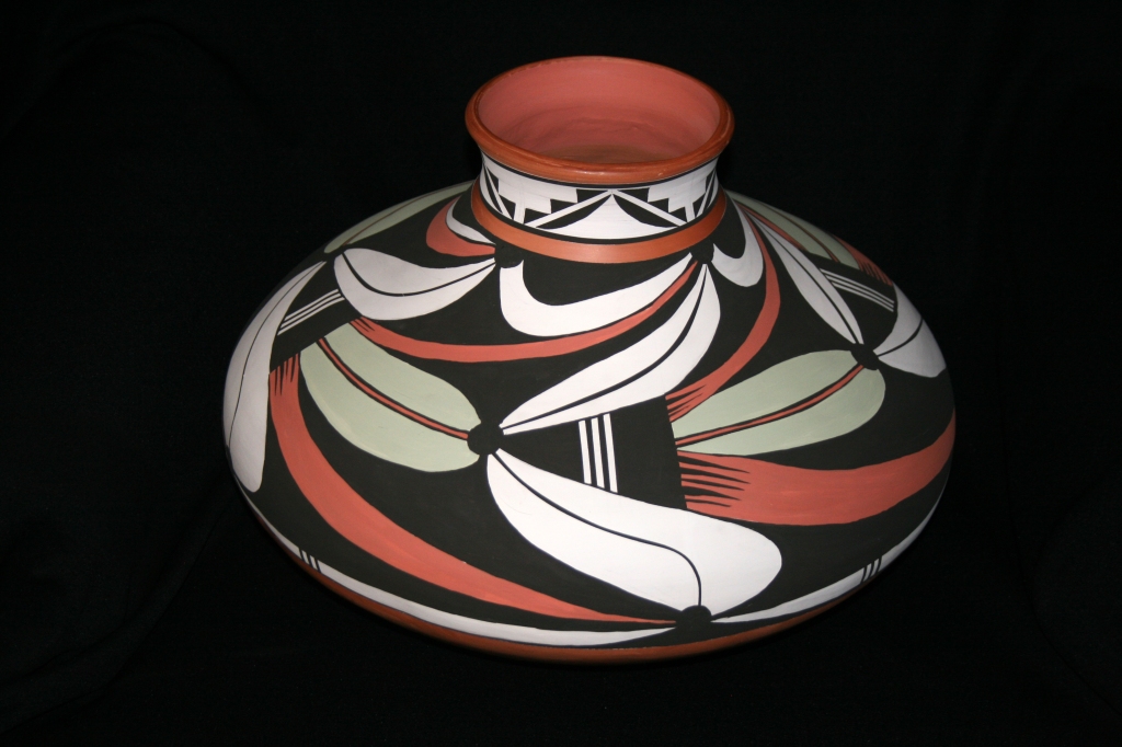 Stumptown Art Studio features the pottery of Renato Faustini